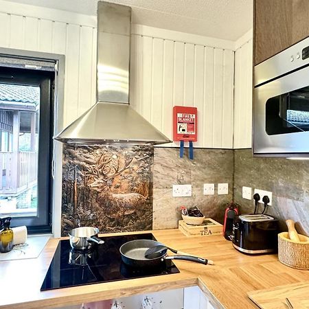 Villa Wooden Cosy Retreat Hunters Quay Dunoon Esterno foto